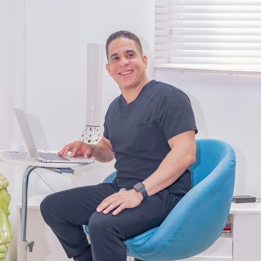 Dr. Abraham Polanco Safadit